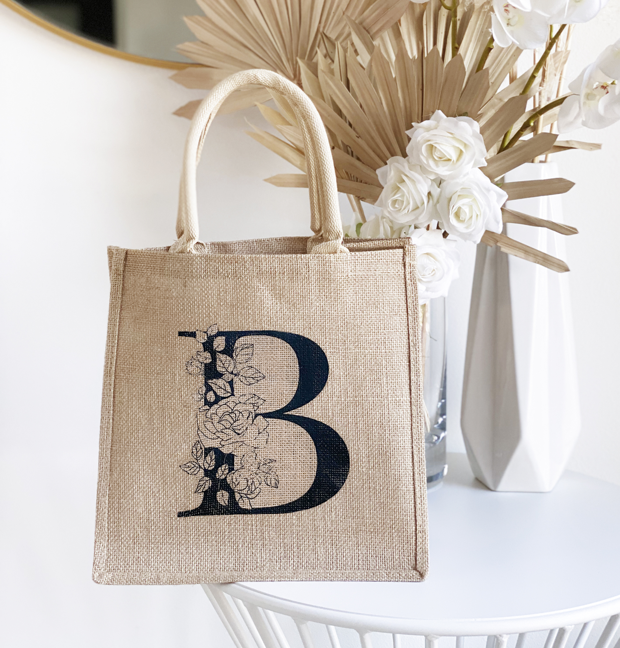 Burlap Tote Bag with Personalized Monogram - Perfect for Bridesmaids –  Candicouturedesigns